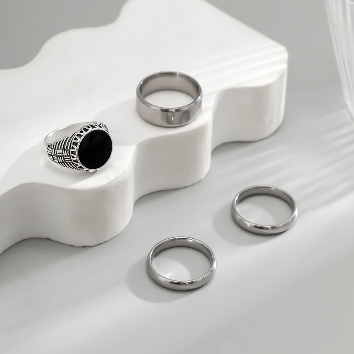 Anillos con gemas preciosas